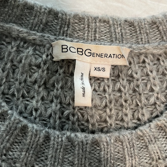 BCBG Chunky Knit Sweater size XS/S - Picture 2 of 3